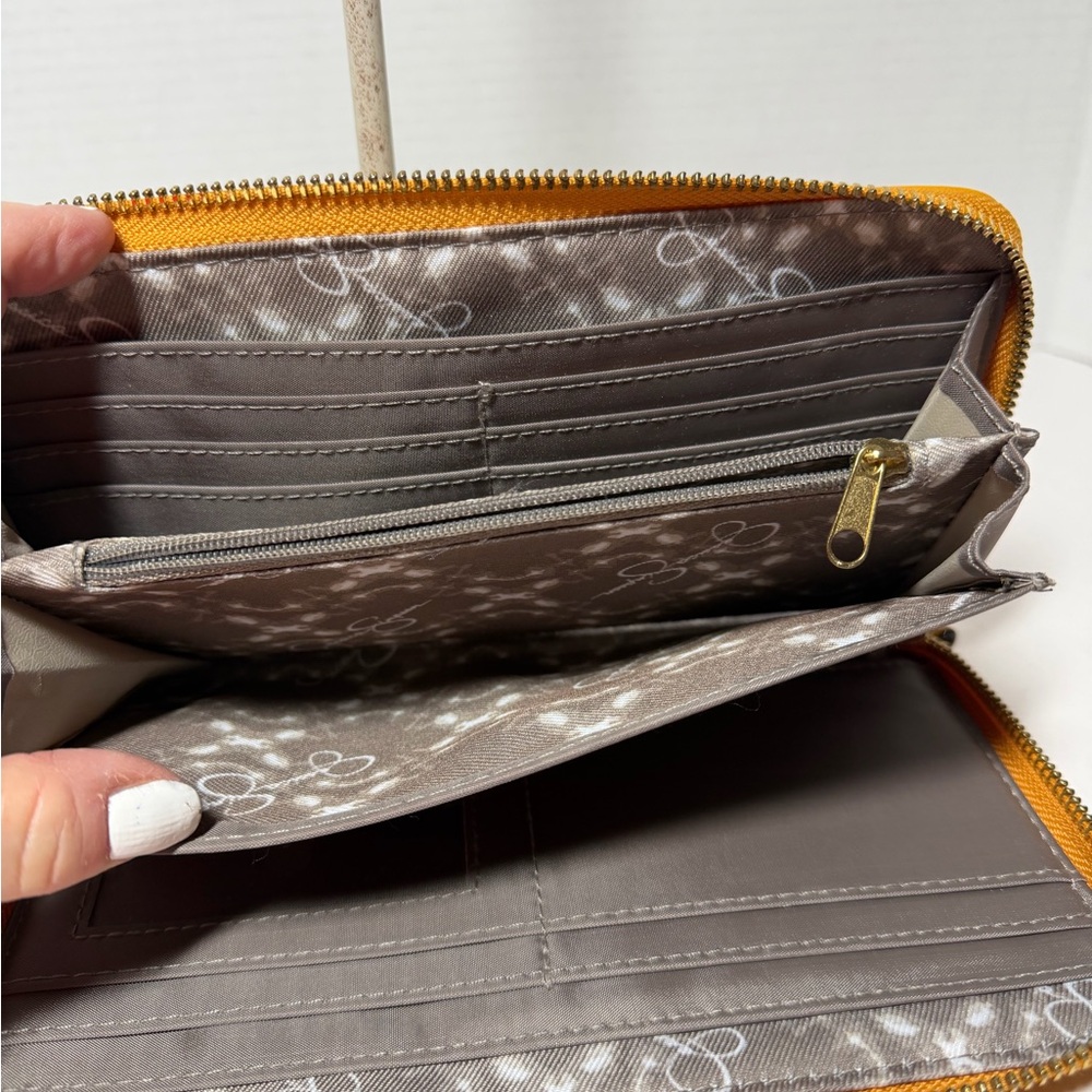 Jessica Simpson Zip-around Wallet - Picture 3 of 6